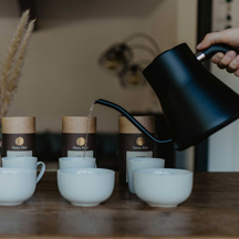 Panta Rhei / Malte Kosmol - Premium Tee in recycelbarer Papierdose